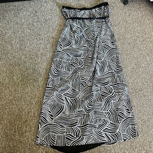 Old Navy black + White printed strapless maxi XL